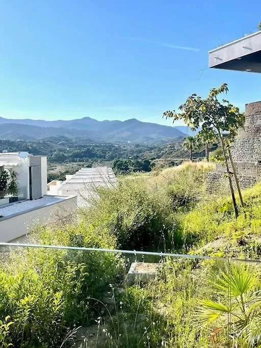 Apartment Stunning Three Bedroom Townhouse With Great Views! Estepona