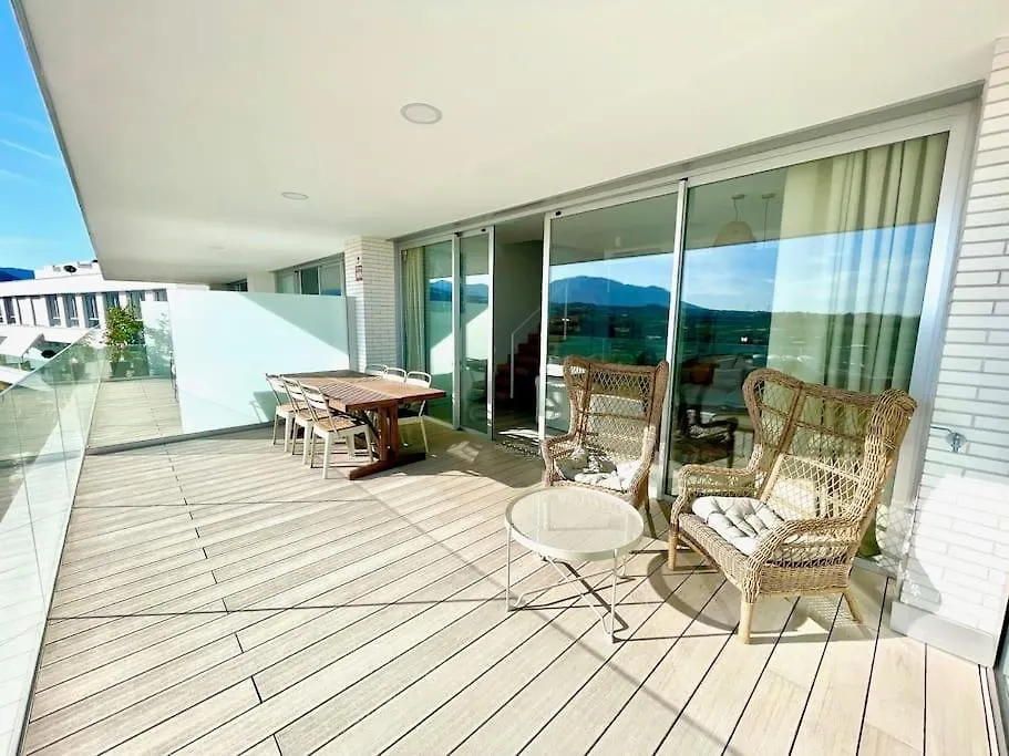 Stunning Three Bedroom Townhouse With Great Views! Estepona 0*,