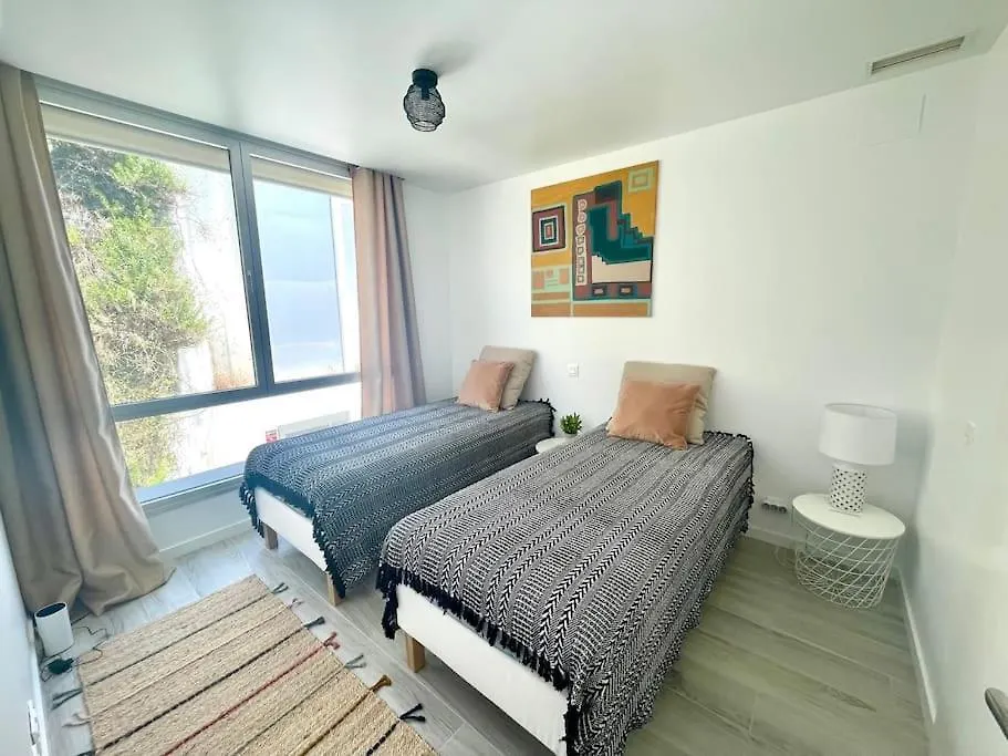 Stunning Three Bedroom Townhouse With Great Views! Estepona Spain