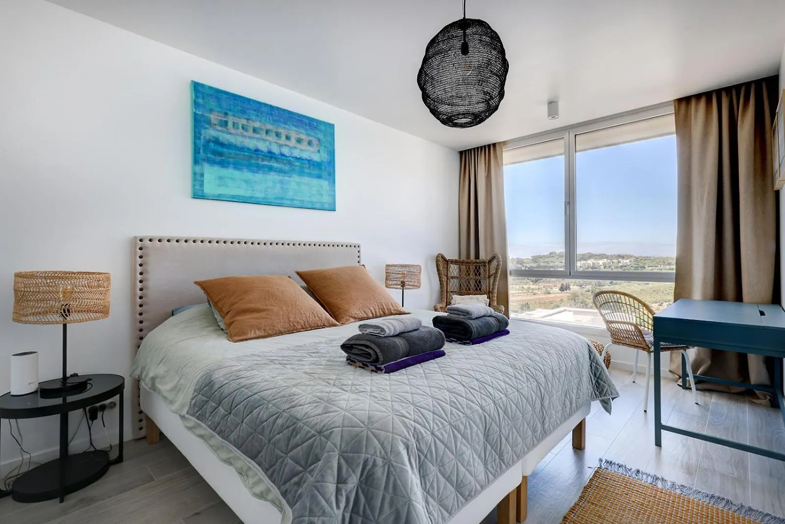 Apartment Stunning Three Bedroom Townhouse With Great Views! Estepona