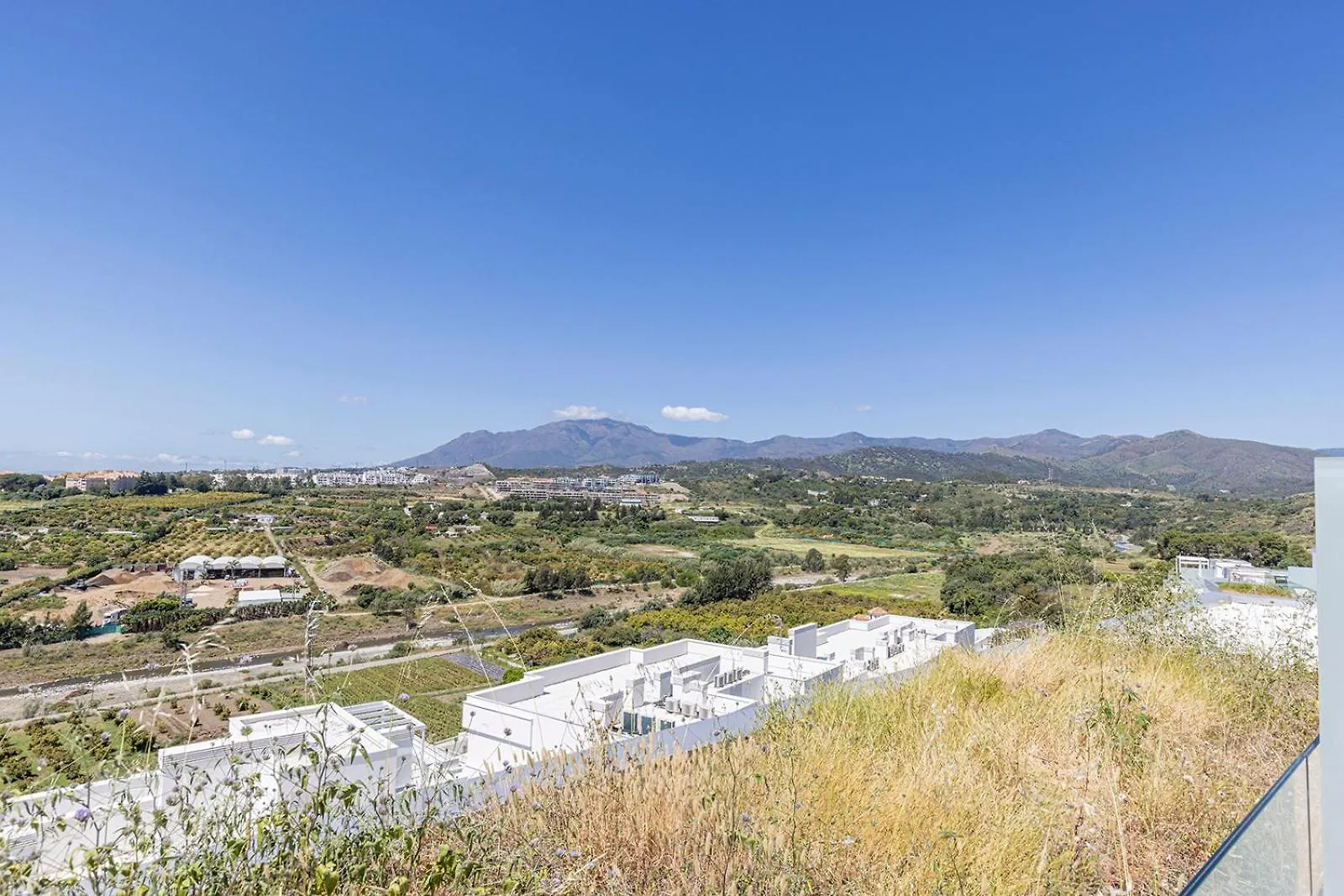 Stunning Three Bedroom Townhouse With Great Views! Estepona