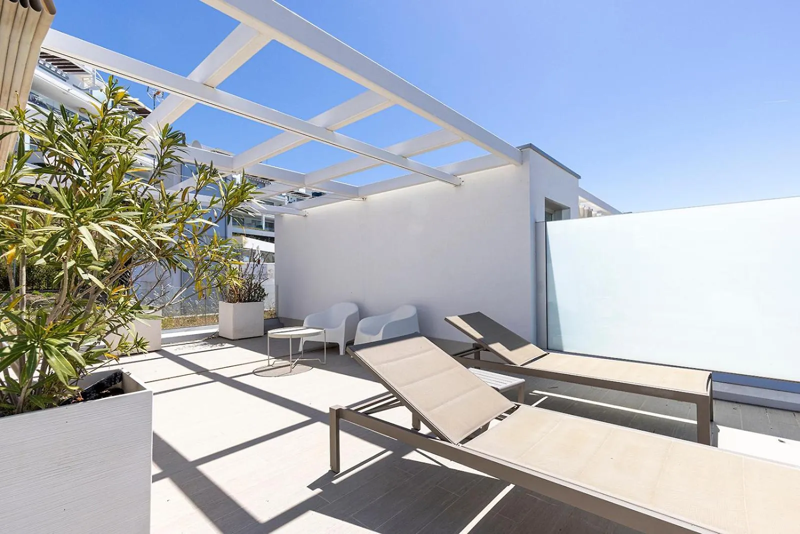 Apartment Stunning Three Bedroom Townhouse With Great Views! Estepona