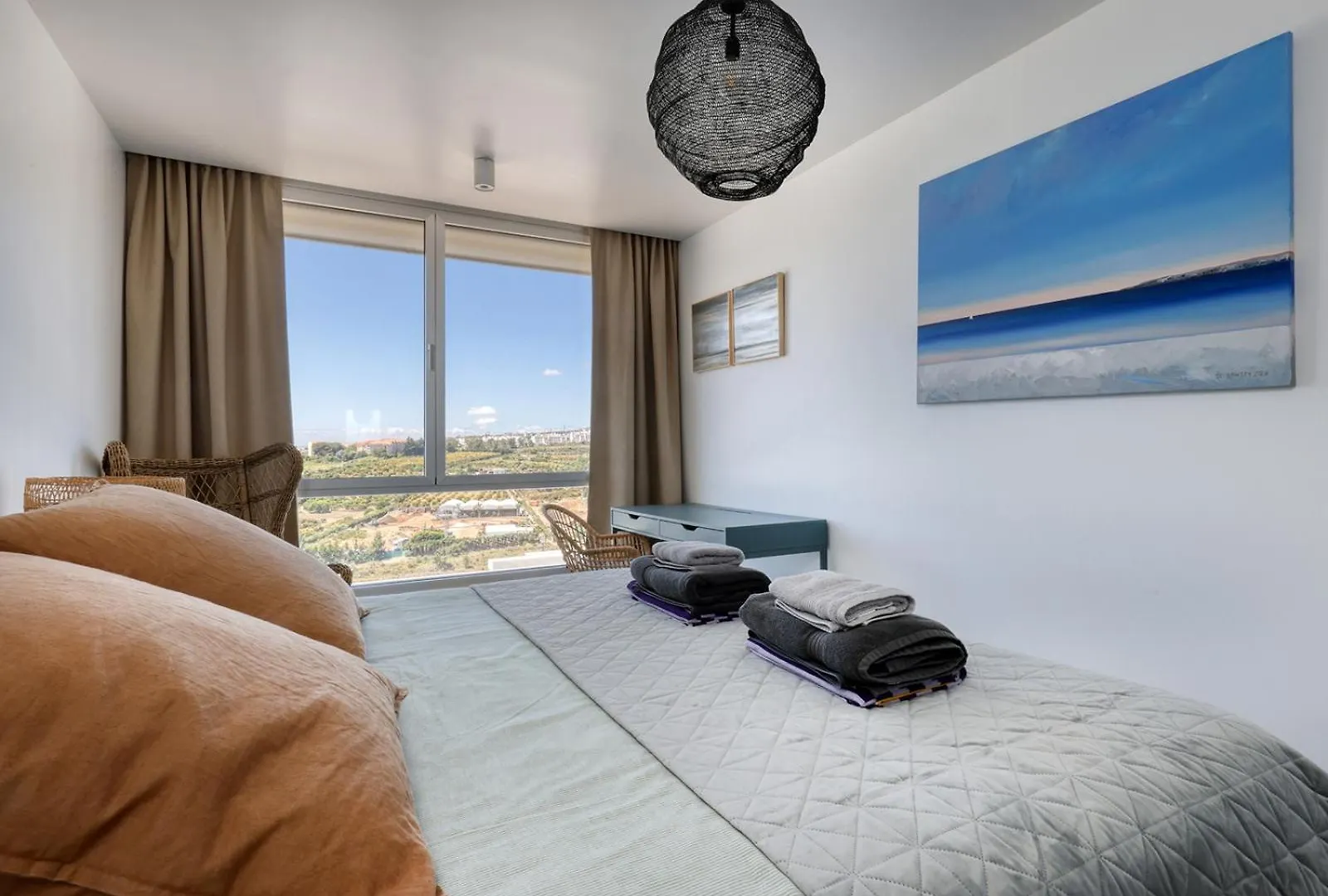 Apartment Stunning Three Bedroom Townhouse With Great Views! Estepona